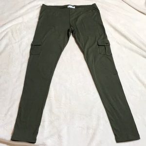 Delia’s Cargo Leggings Olive Green